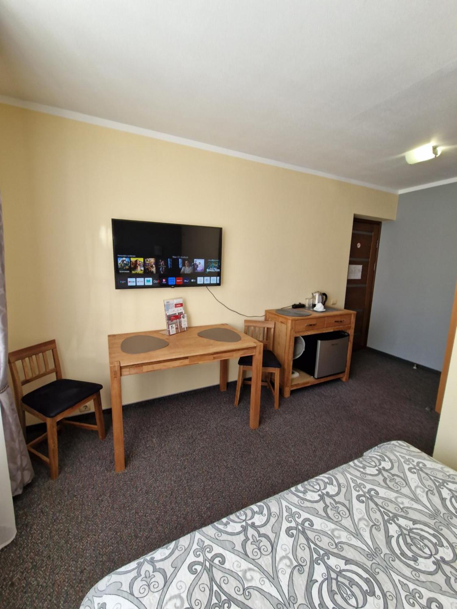 Hotel Linda Лиепая Экстерьер фото