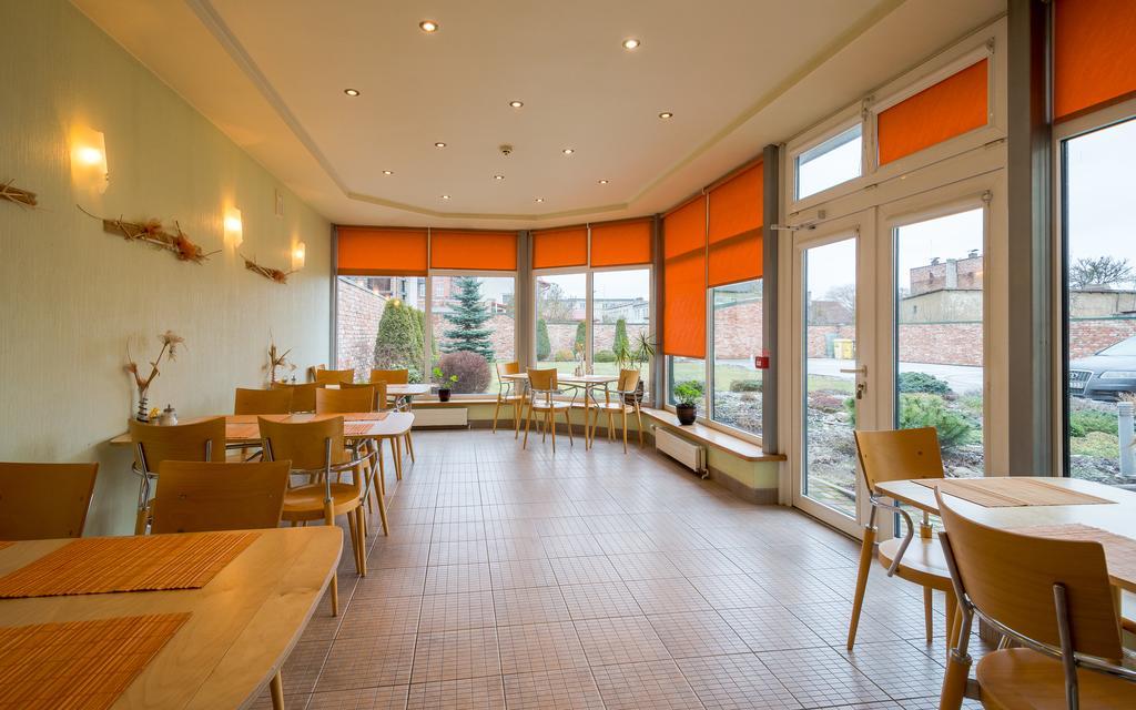 Hotel Linda Лиепая Экстерьер фото